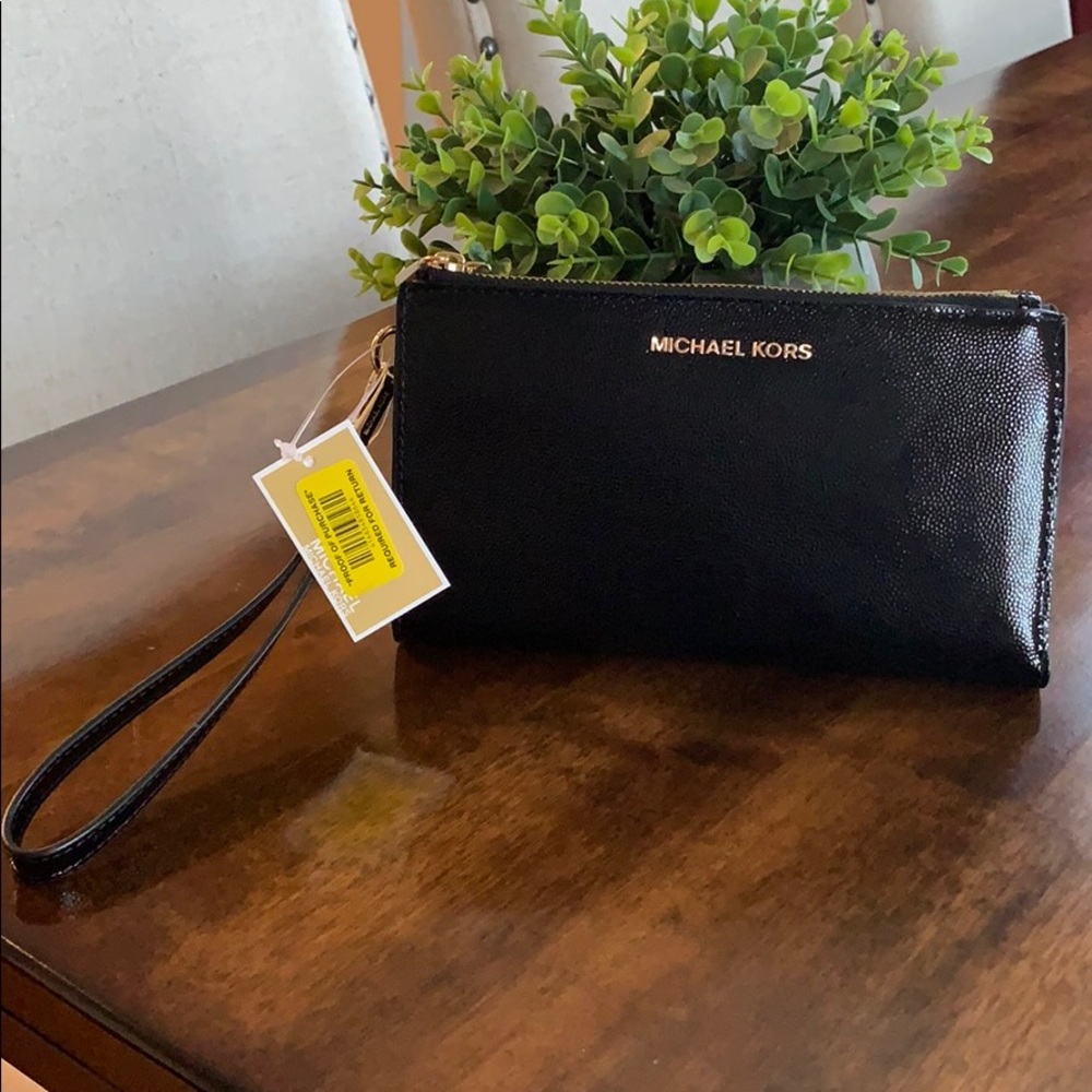 Michael Kors Clutch